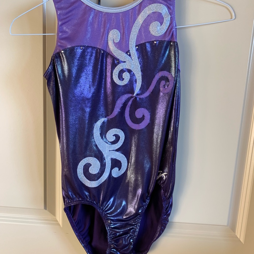 GK swirl leotard
